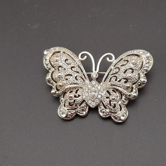 Vintage Silver Tone Clear Rhinestone Butterfly Brooch Pin - 2 1/8 Inches - Picture 8 of 10